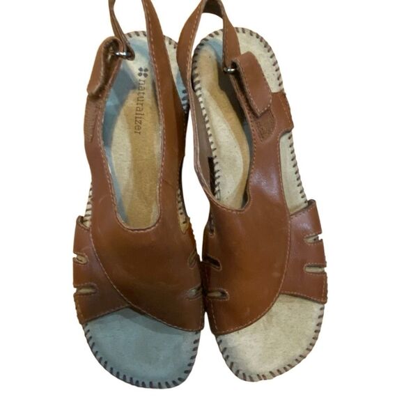 Naturalizer upper leather Miami size 7 1/2 torsey sandal with slight heel brown - Picture 1 of 8